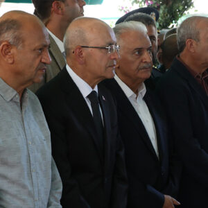 simsekin aci gunu taziyeleri kabul etti IuH5caQX