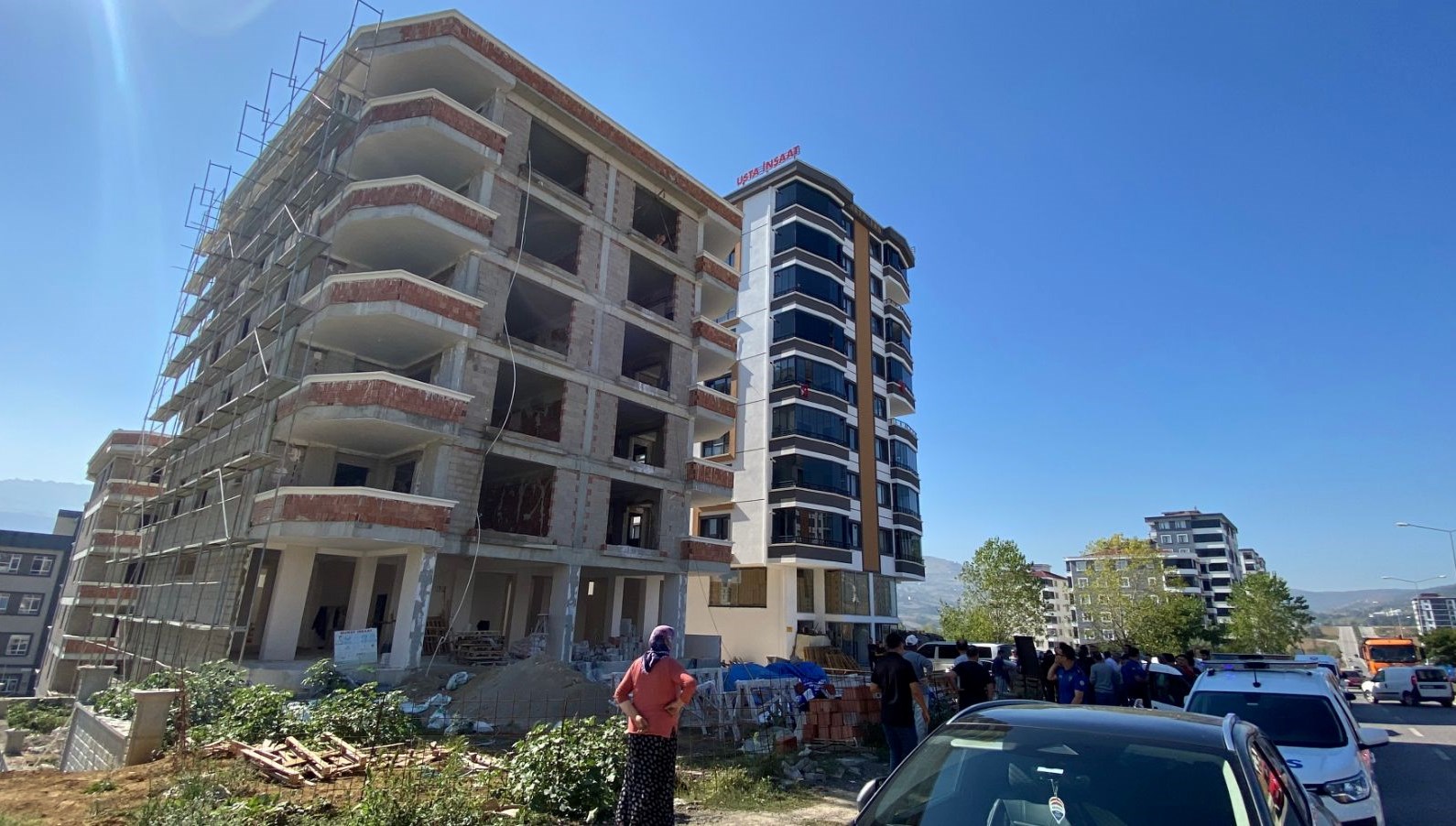 asansor bosluguna dusen isci oldu Y3DZA2fv