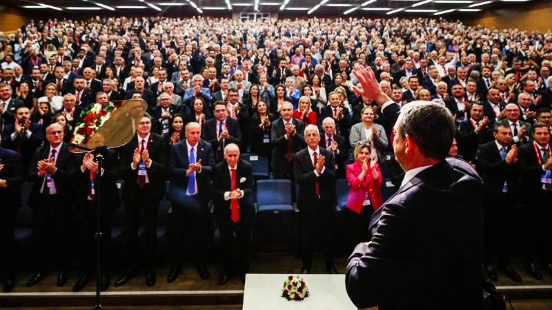 ekrem imamoglu chpyi parcalamak isteyenler kaybetti SH326nbG