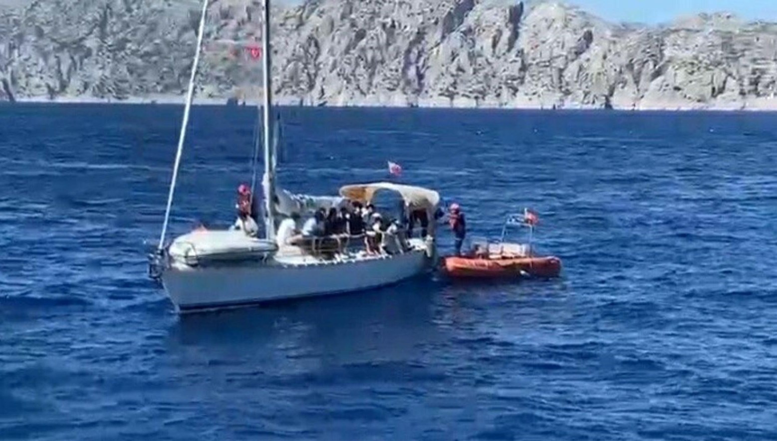 mugla aciklarinda 27 kacak gocmen yakalandi 51tmhcY6