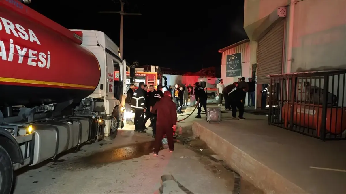 inegolde mobilya imalathanesinde yangin a5nv7ij1.jpg