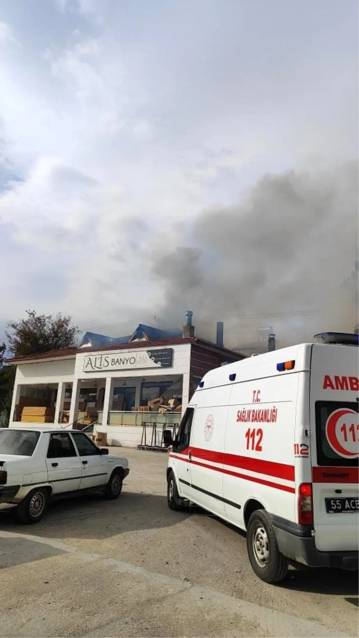 samsunda mobilya dukkaninda yangin cikti R5yzHKHK.jpg