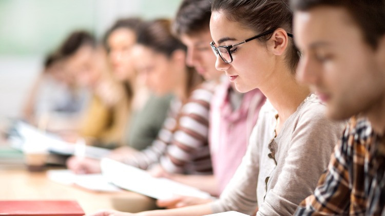 turkiye yurt disindan ogrenci kabul sinavi basladi yBD5tZtH.jpg