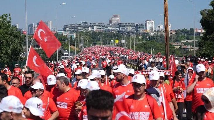 Ak parti istanbul il baskani ozdemirden 15 temmuz mesaji AB3SnPPi